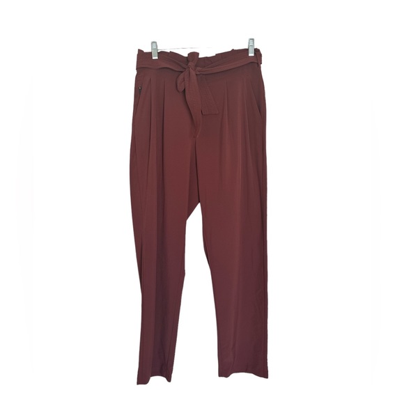 Athleta Skyline Pant II Paper Bag Waist Belted Ankle Red Size 6 High Rise - Picture 2 of 7